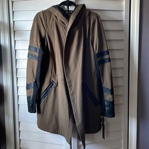 Blanc Noir Maitri TravellerJacket